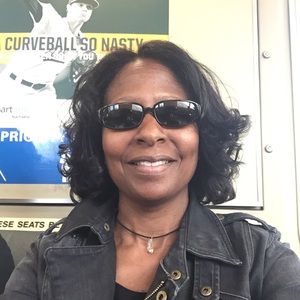 Meet your Posher, Charlotte